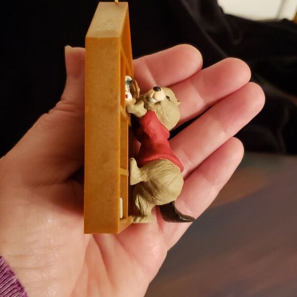 1995 Hallmark Collector's Club Keepsake Ornament - Picture 9 of 9